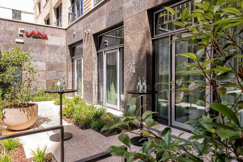 Adina Apartamento Hotel Frankfurt Westend Fráncfort del Meno Exterior foto